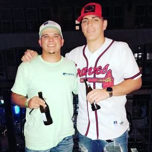 Meet your Posher, Hunter